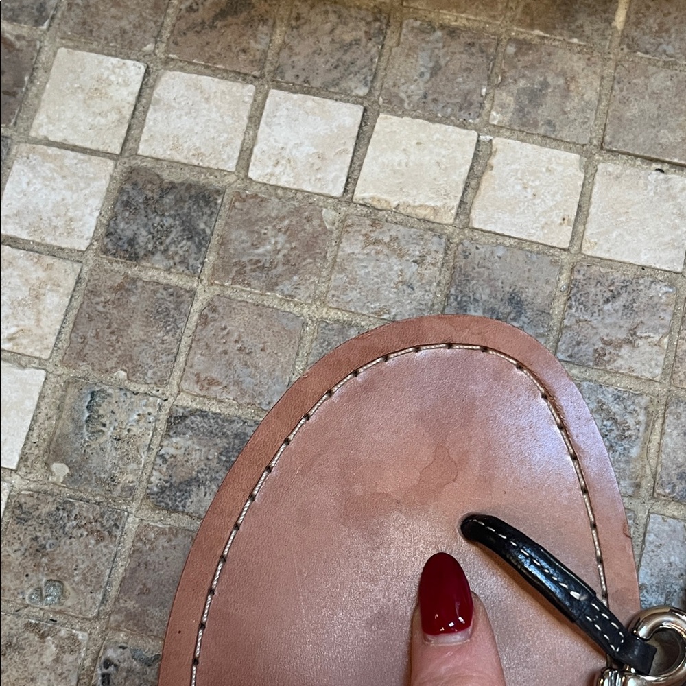 Coach Rue Vachetta  Black Leather T-Strap Sandals with Silver Hardware Sz 7 - Picture 6 of 7